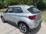 Used 2024 Hyundai Venue SEL image 5