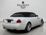 Used 2017 Rolls-Royce Dawn image 3