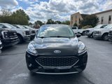 Used 2022 Ford Escape SE image 2