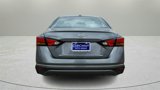 Used 2024 Nissan Altima 2.5 SV image 4