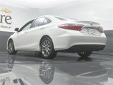 Used 2017 Toyota Camry XLE image 5