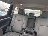 Used 2014 Toyota Highlander LE image 2