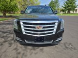 Used 2019 Cadillac Escalade Luxury image 2