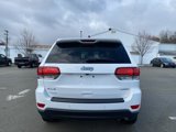 Certified 2022 Jeep Grand Cherokee Laredo E w/ Security & Convenience Group image 4