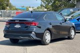 Used 2023 Kia Forte LX image 4