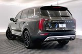Used 2020 Kia Telluride SX w/ SX Prestige Package image 4