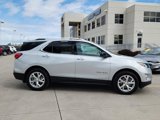 Used 2020 Chevrolet Equinox LT image 2