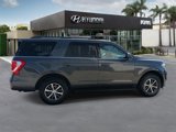 Used 2019 Ford Expedition XLT image 2