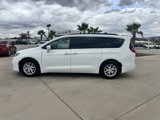 Certified 2022 Chrysler Pacifica Touring-L image 2