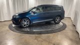 Used 2022 Chrysler Pacifica Pinnacle image 5