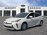 Used 2022 Toyota Prius LE image 2