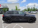 Used 2020 Volkswagen Tiguan SE R-Line image 3