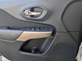 Used 2017 Jeep Cherokee Latitude w/ Safety/Convenience Group image 4