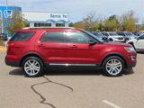 Used 2017 Ford Explorer XLT w/ Equipment Group 202A image 3