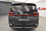 Used 2021 Chrysler Pacifica Touring-L image 4
