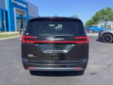Used 2021 Chrysler Pacifica Touring-L image 3