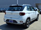 Used 2022 Hyundai Venue Limited image 5