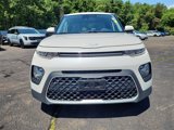 Certified 2022 Kia Soul LX w/ Technology Package image 2