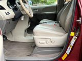 Used 2012 Toyota Sienna XLE image 3