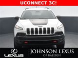Used 2018 Jeep Cherokee Trailhawk image 4