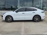 Certified 2022 Porsche Cayenne Turbo image 2
