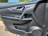 Used 2018 Nissan Rogue SV image 6