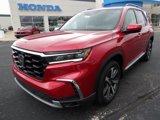 Certified 2023 Honda Pilot Touring image 3