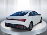 Certified 2025 Hyundai Elantra SE image 4