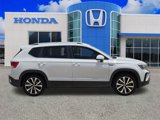 Used 2023 Volkswagen Taos SE image 3