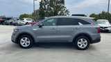 Used 2023 Kia Sorento LX image 2