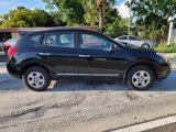 Used 2013 Nissan Rogue S image 4