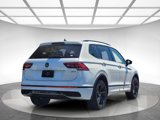 Used 2023 Volkswagen Tiguan SE R-Line image 5