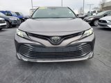 Used 2018 Toyota Camry LE image 2