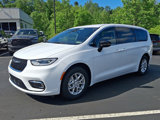 New 2025 Chrysler Pacifica Select image 2