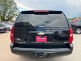 Used 2009 Chevrolet Suburban LT image 4