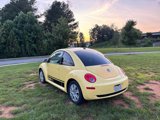 Used 2008 Volkswagen Beetle S image 6