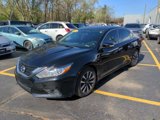 Used 2017 Nissan Altima 2.5 SV w/ Convenience Package image 2