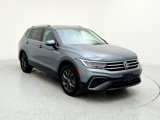 Used 2022 Volkswagen Tiguan SE image 3