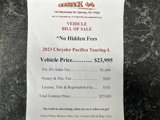 Used 2023 Chrysler Pacifica Touring-L image 2