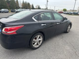 Used 2013 Nissan Altima 2.5 SL w/ Technology Pkg image 5