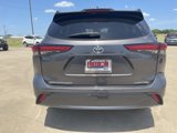 Used 2020 Toyota Highlander Limited image 5