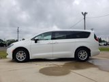 Used 2023 Chrysler Voyager LX image 4