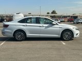 Used 2019 Volkswagen Jetta SEL image 3