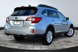 Used 2017 Subaru Outback 2.5i Premium image 2