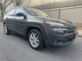 Used 2017 Jeep Cherokee Latitude image 3