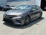 Used 2020 Toyota Camry SE w/ Sunroof Package image 6