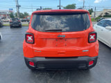 Used 2018 Jeep Renegade Latitude w/ Cold Weather Group image 2