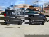 Used 2017 Dodge Grand Caravan SXT image 2