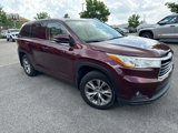 Used 2014 Toyota Highlander XLE image 2