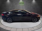 Used 2018 Ford Fusion SE image 2